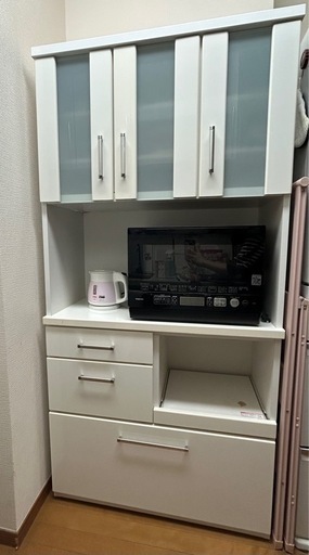 幅87cm高さ180cm キッチンボード　カップボード　ニトリ