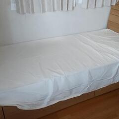 ニトリのベッドですの画像