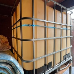 雨水タンク　防災非常用タンク　給水タンク　消毒タンク　ポリタンク　農業用水タンク　貯水タンク 貯水 雨水 引取可　1000リットルタンク の画像