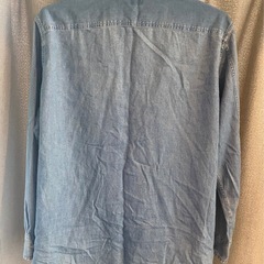 UNIQLO デニムシャツ　XLサイズの画像