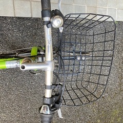 ルノー　　クロスバイク（カゴ•キーチェーン付き）の画像