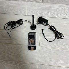 週末セール‼️14.1インチ　ワンセグTV搭載&ポータブルDVDマルチプレーヤーの画像