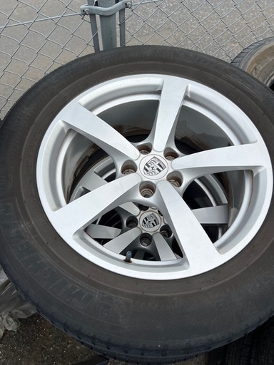 ポルシェ　マカン タイヤホイールセット　ノーマル