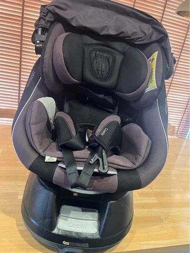 コンビ　チャイルドシート　新生児Ok!