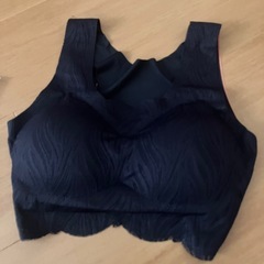 新品Mサイズ猫背修整ブラの画像