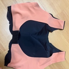 新品Mサイズ猫背修整ブラの画像