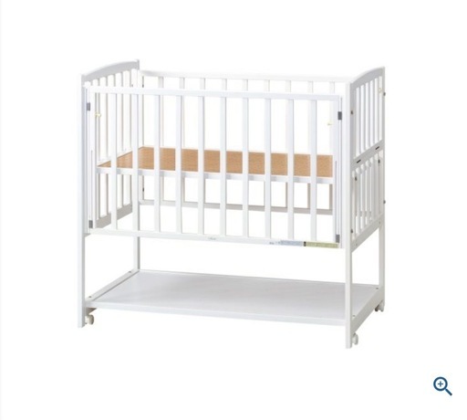 ベビーベッド　ハイタイプ　
ヤマザキ