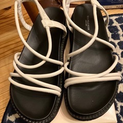 サンダル