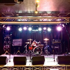 【コピーバンド】2025年2月1日(土)のライブでベース弾いてく...