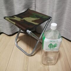 【折りたたみチェア】カモフラ　軽量　新品の画像
