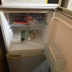 sharp 冷凍冷蔵庫の画像