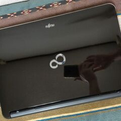 🍂オータムセール🌰/💗保証付き💕/👍良品👍/最高峰Core i7(クアッドコア)/メモリ8GB/光速☆彡SSD256GB/ブルーレイドライブ/SDカードスロット/Wi-Fi/HDMI/USB3.0/カメラ/マイク/15.6インチ光沢液晶パネル/Windows11/Microsoft Office 2021/点検整備清掃済み😊/💗サポート&アフターサービス永続対応！/✅送料無料！LIFEBOOK No.a40825の画像