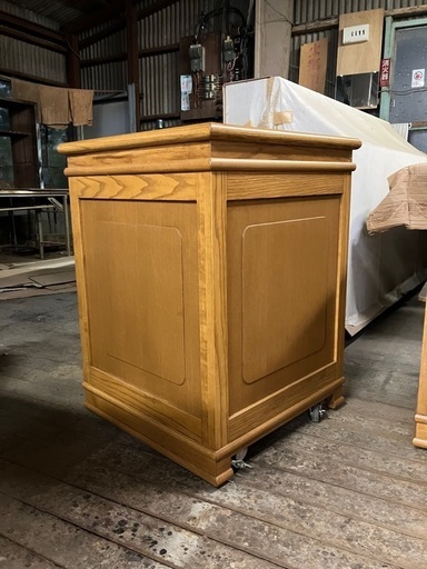 【新品】キャスター付き花台