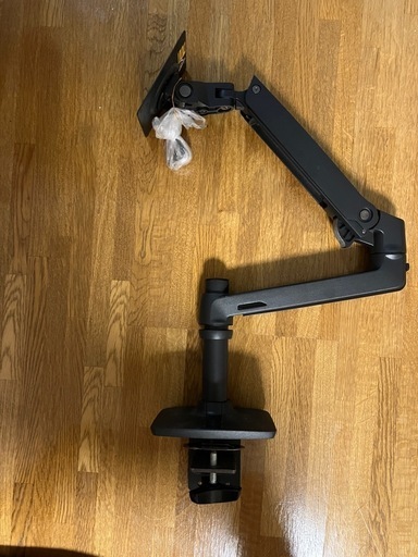 エルゴトロンLX モニターアーム マットブラック　34インチVESA規格