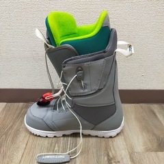 BURTONスノーボードブーツの画像