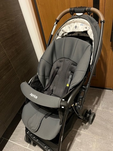 ベビーカー　アップリカ　カルーンエアー