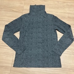 薄手　裏起毛　タートルネックトップスの画像