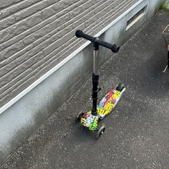 子供用キックボード
