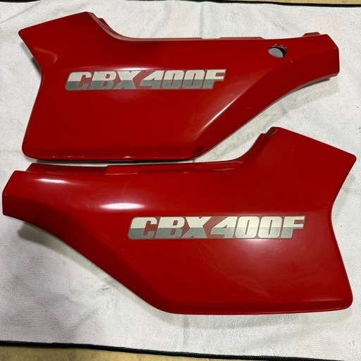 CBX400F 当時物 左右セット サイドカバー HONDA ホンダ 赤　純正品