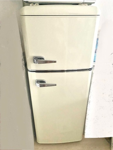 2021年製　レトロ冷蔵庫　美品