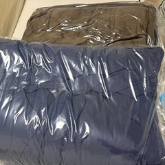 お引渡し先決定  シングルの毛布3枚と掛布団の画像