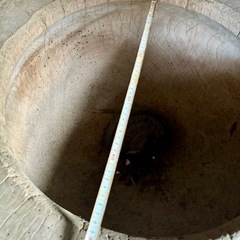 木の臼、大きくて立派です（飯能市）の画像