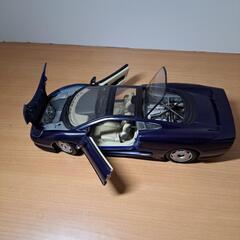 JAGUARジャガー　スケール1/18の画像