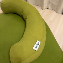 Yogibo Midi green & Long Moon Pillowヨギボー　ミディ　ロング　ムーン　ピロー　セットの画像