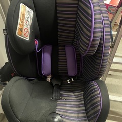 joie チャイルドシート valiantの画像