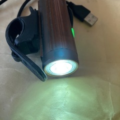 自転車用充電式ライトの画像