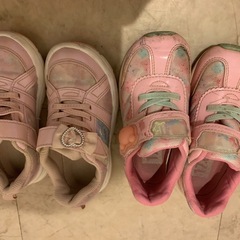 子ども靴　　２足の画像
