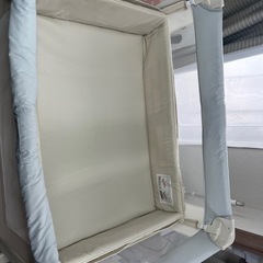 アップリカ　ベビーベッド COCONEL Air  美品