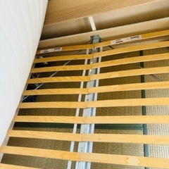 IKEA ダブルベッド マットレス付きの画像
