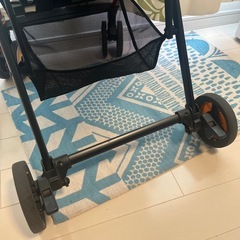 コンビ　F2  B型ベビーカー　ミッキーモデルの画像