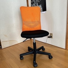 事務用チェアの画像