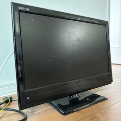 テレビ　19インチ
