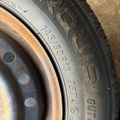 車のパーツ タイヤ、ホイールの画像