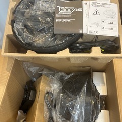 Thrustmaster T300RS GT Edition DRS-1 チェアの画像