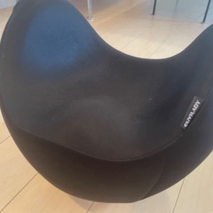 クビレディ　バランスチェア　中古