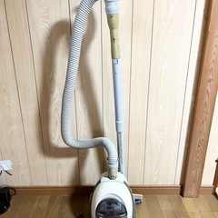 【激安 早い者勝ち‼️】パナソニック掃除機MC-L60JE3