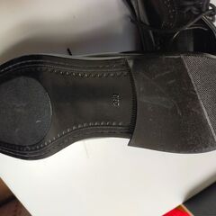 冠婚葬祭スーツ＆革靴　一度使用の綺麗な商品です。　（条件付き）の画像