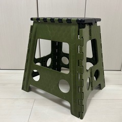 小さい椅子