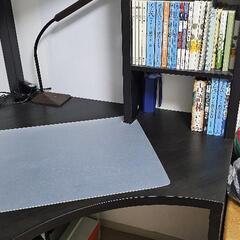 IKEA MICKE 角 机 テーブル