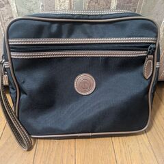 美品✨️OSCAR　BIANCHI セカンドバッグの画像