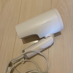サロニア　ドライヤー