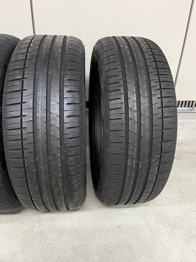 215/55R18ファルケン4本セット