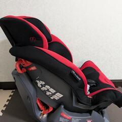 エールベベ チャイルドシートの画像