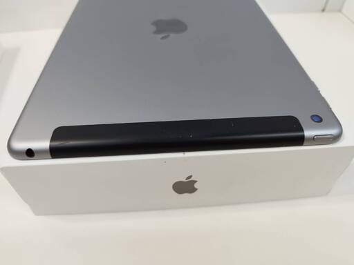 【SIMロックなし】iPad 第6世代/32GB/A1954〈MR6N2J/A〉