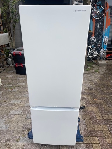 冷蔵庫美品YRZ-F17H1