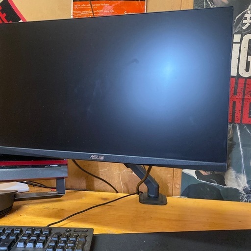 ASUSvg249   144hzゲーミング
モニター　アーム付き